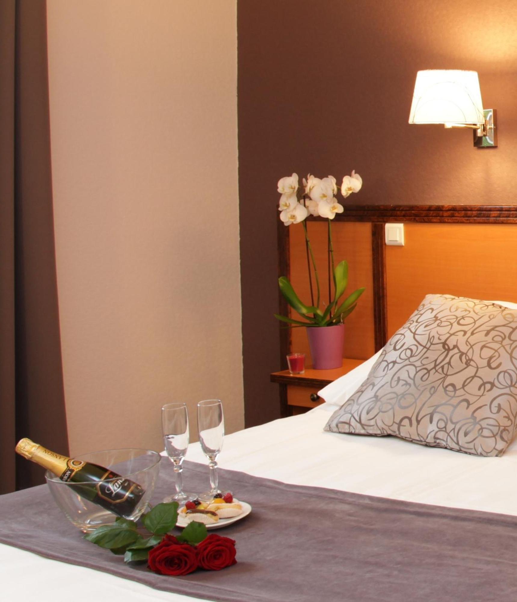 The Originals City, Hotel Paray-Le-Monial Εξωτερικό φωτογραφία